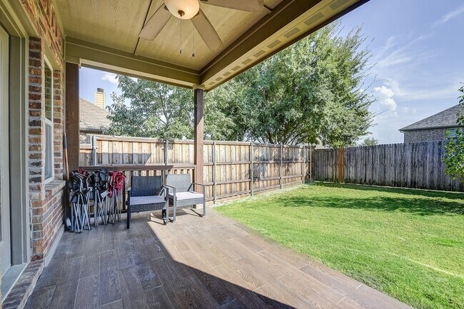 Building Photo - 106 Martingale Trail