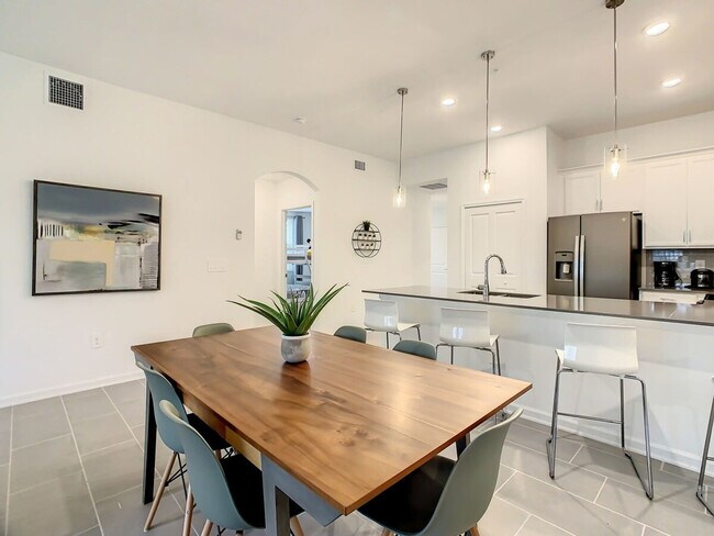 Building Photo - 8883 Cabot Cliffs Dr