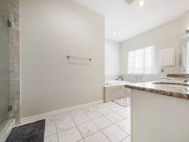 Building Photo - 7106 Harmony Cove