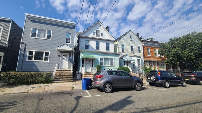 Building Photo - 135 72nd St