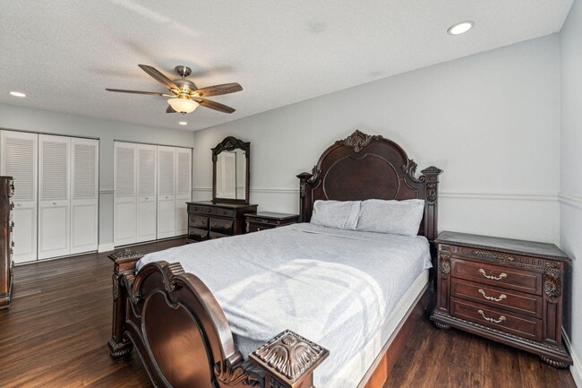 Building Photo - 5312 Bosque Ln