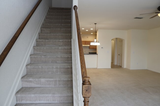 Building Photo - 3007 Langdon Ln N