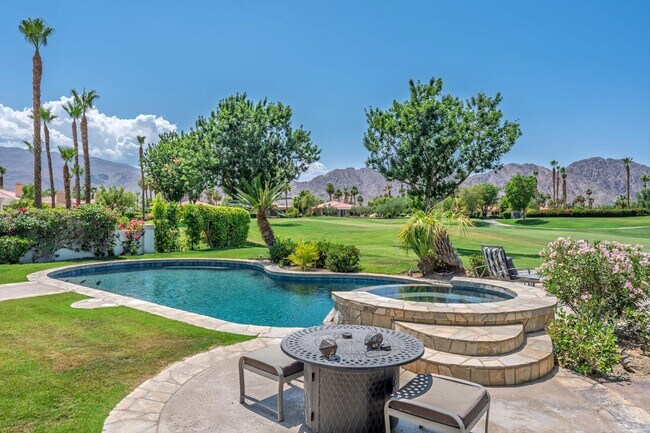 Building Photo - 57461 Spanish Hills Ln