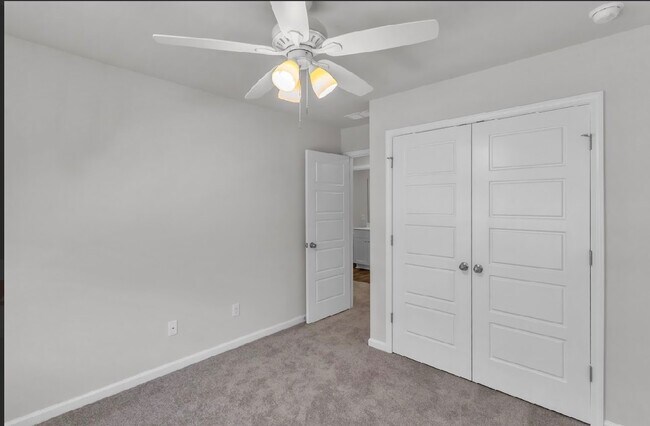 Building Photo - 8740 Silver Perch Ln