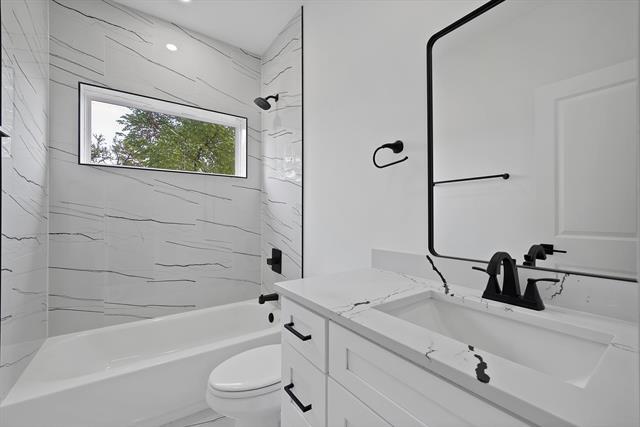 Building Photo - 3415 Wendelkin St