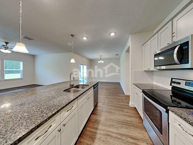 Building Photo - 887 Sunny Stroll Dr