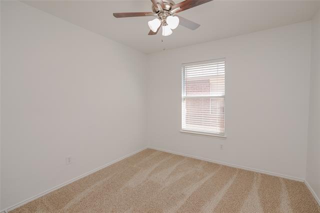 Building Photo - 2912 Lighthouse Dr