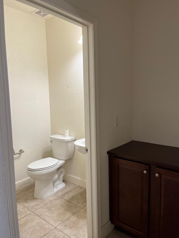 Building Photo - 9790 Quartette Dr