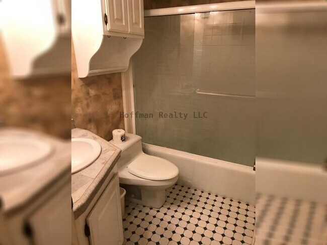 Building Photo - Luxury South Tampa Condo on Bayshore Blvd