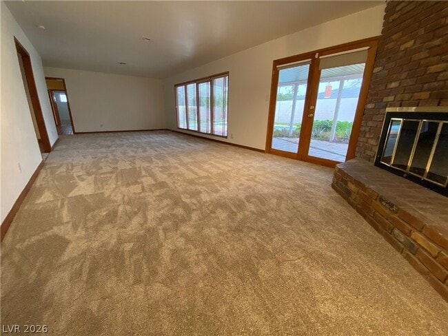 Building Photo - 2901 Burton Ave