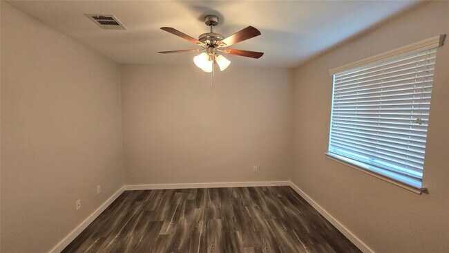 Building Photo - 7609 Buck Meadow Dr