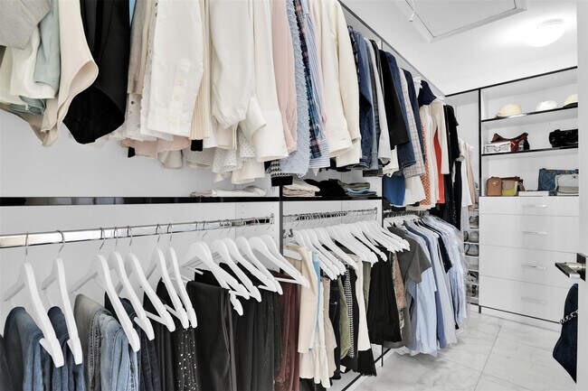 Building Photo - 1035 Boca Cove Ln