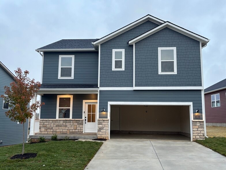 Primary Photo - 16815 Aiken Ridge Cir