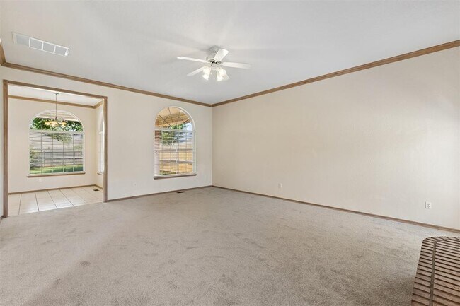 Building Photo - 2725 Blue Quail Pass