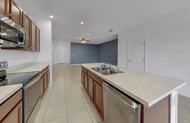Building Photo - 8522 Canyon Creek Trail