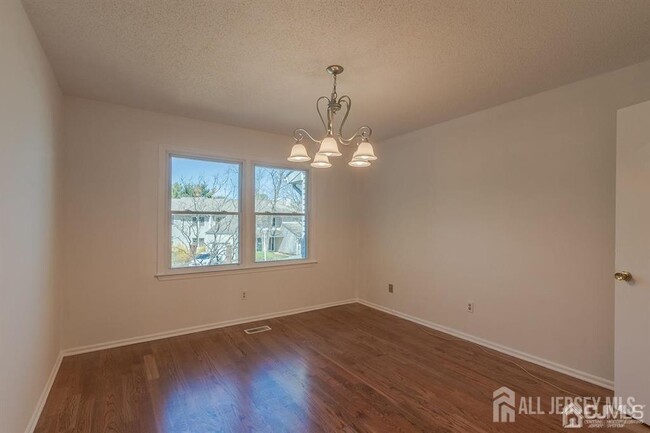 Building Photo - 29 Sandpiper Dr