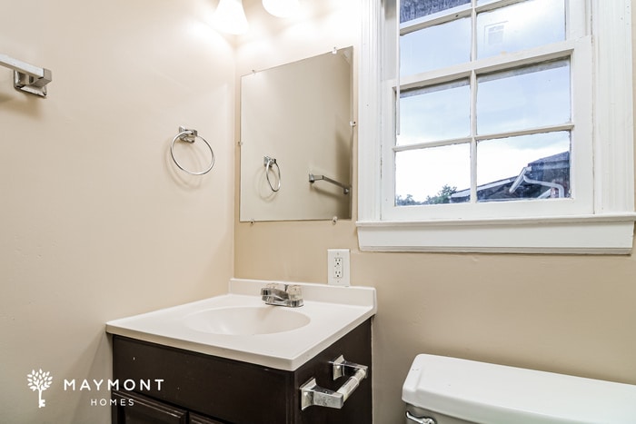 Building Photo - 306 Gippy Dr