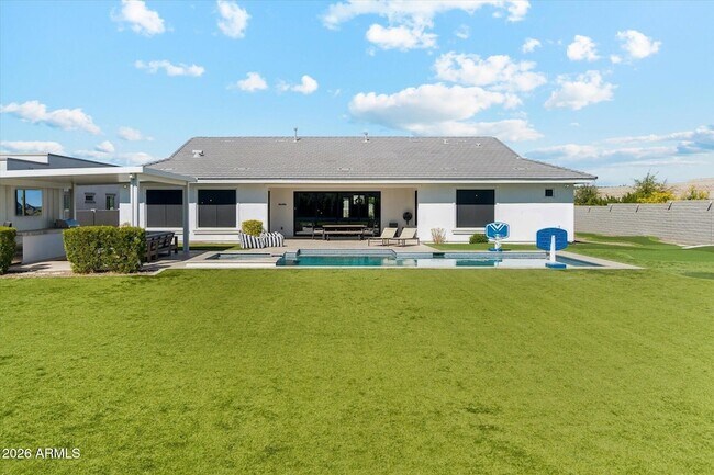 Building Photo - 20717 E Pummelos Rd