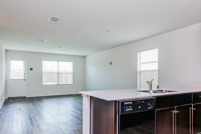 Building Photo - 4104 Wintergreen Dr