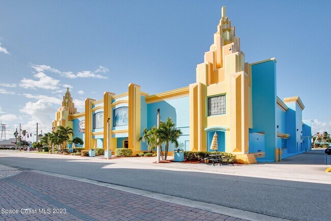 Building Photo - 4000 Ocean Beach Blvd