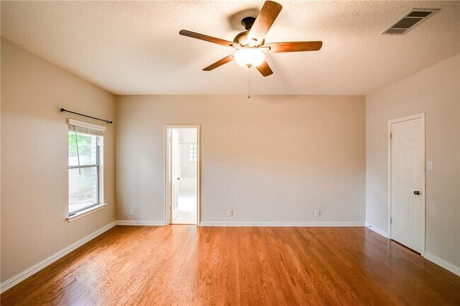 Building Photo - 1706 Chino Cove