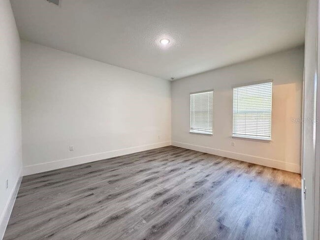 Building Photo - 3741 W Forest Dr