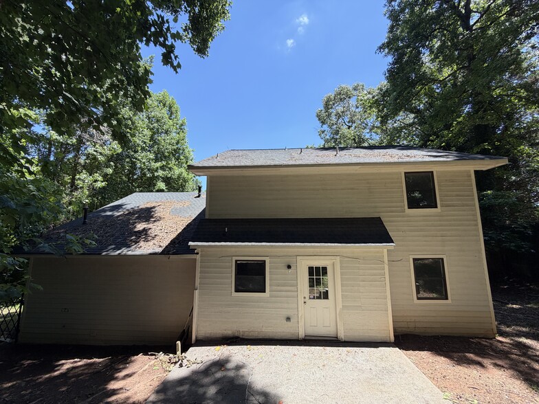 Building Photo - 1386 Williamsburg Ln