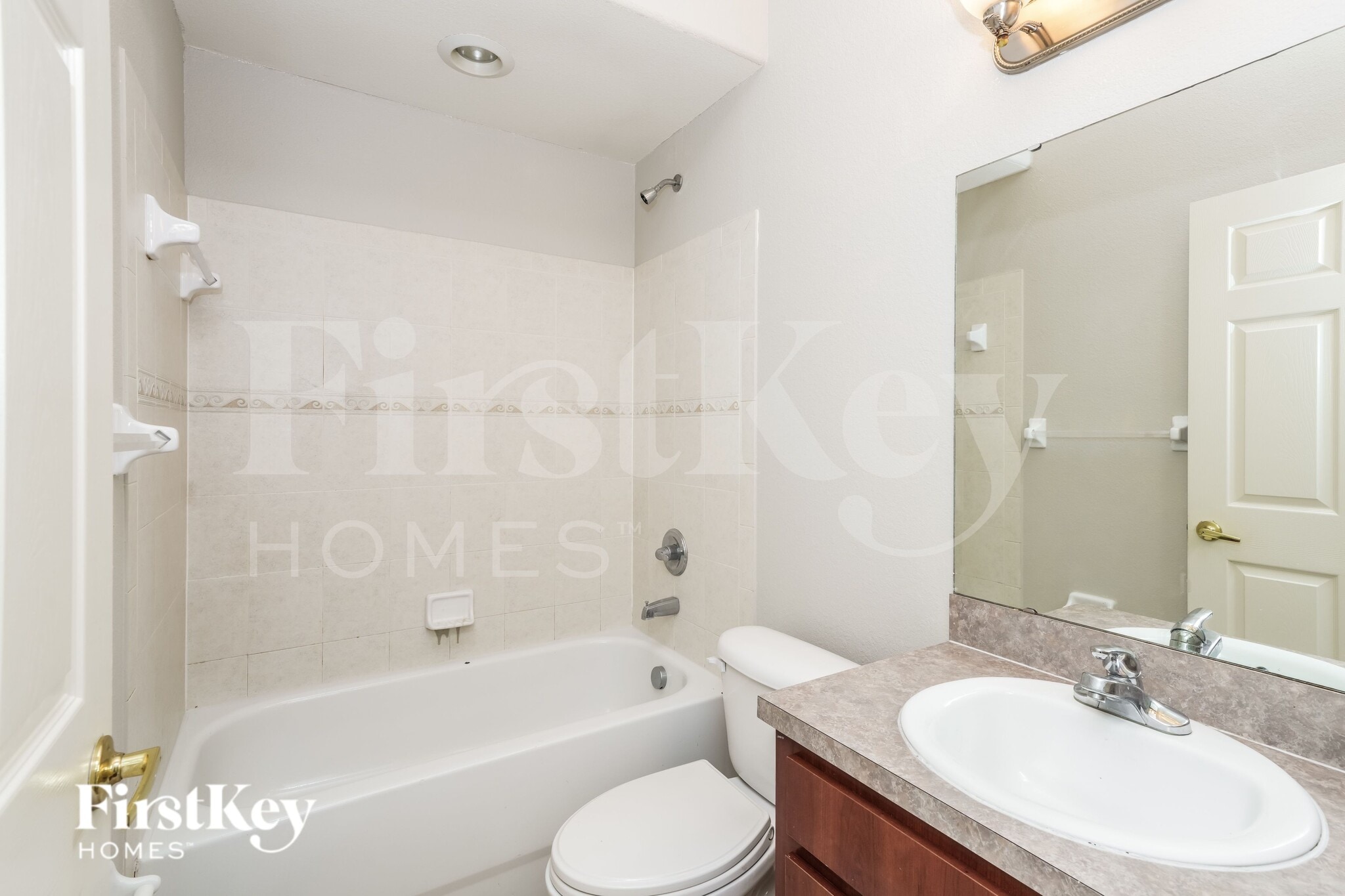 Building Photo - 3261 Pebblebrooke Blvd