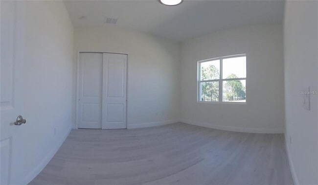 Building Photo - 163 Blazing Star Ave