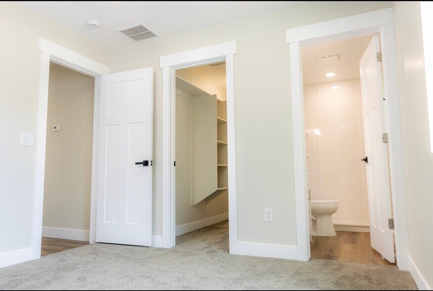 Building Photo - 325 S 285 W
