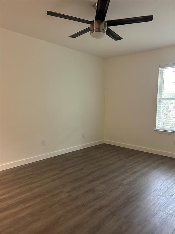 Building Photo - 5903 Cougar Dr