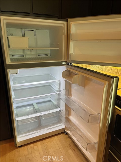 Building Photo - 175 S Lake Ave