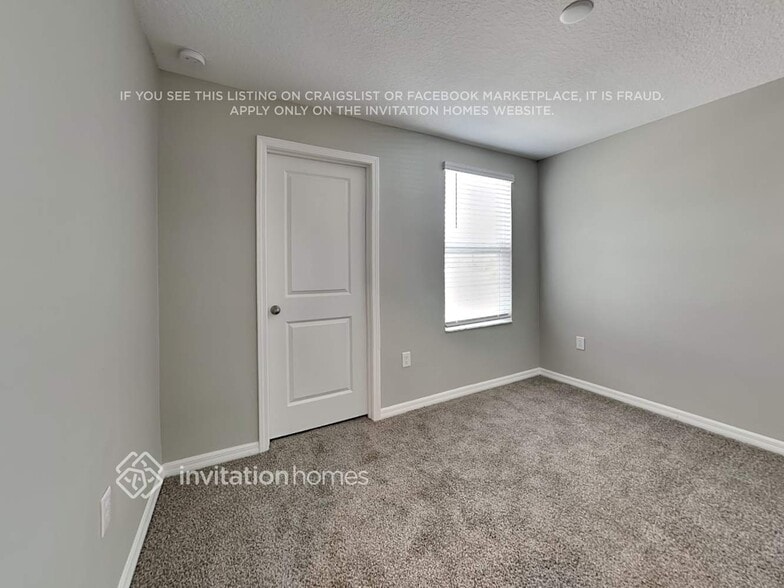 Building Photo - 2381 Jungle Dr