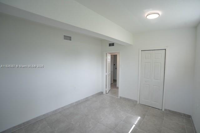 Building Photo - 2717 NW 22nd Ct