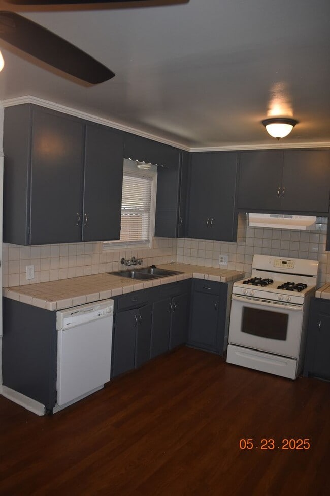 Building Photo - Charming Three Bedroom Home with New Carpe...