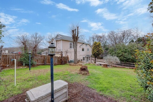 Building Photo - 1100 Silverton Ct