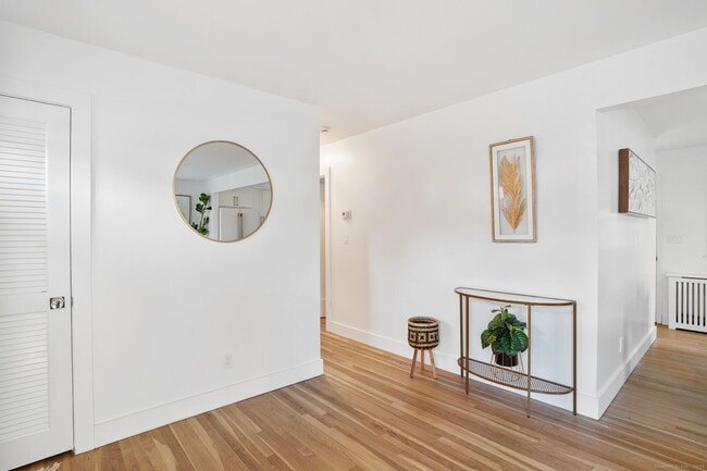 Building Photo - 132 Toll House Ln