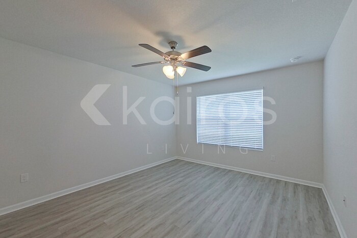 Building Photo - 120 Swallowtail Ln