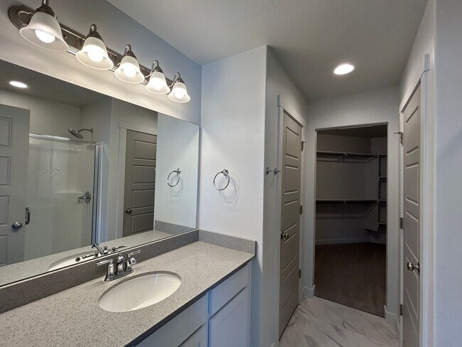 Building Photo - 3 Bedroom 2 Bathroom House in Eagle Mounta...