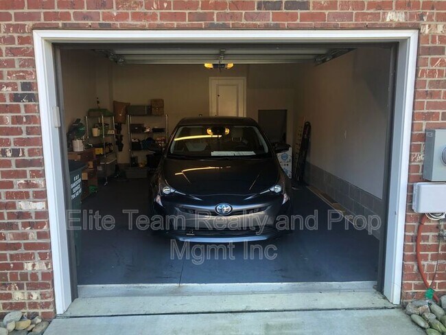 Building Photo - 9118 Oban Passage Dr