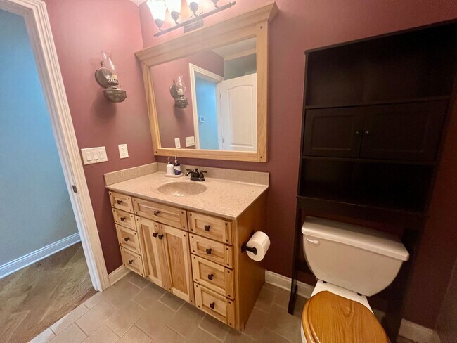 Building Photo - Gorgeous brick home with room to roam!