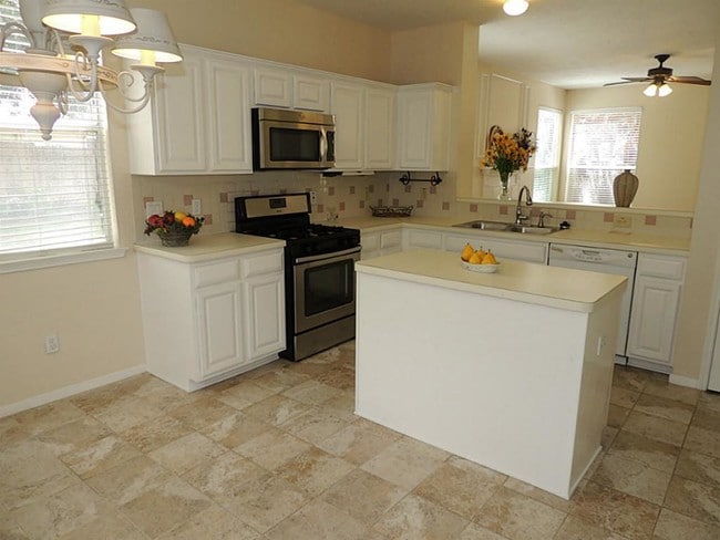 Building Photo - 3610 Wild Berry Ct