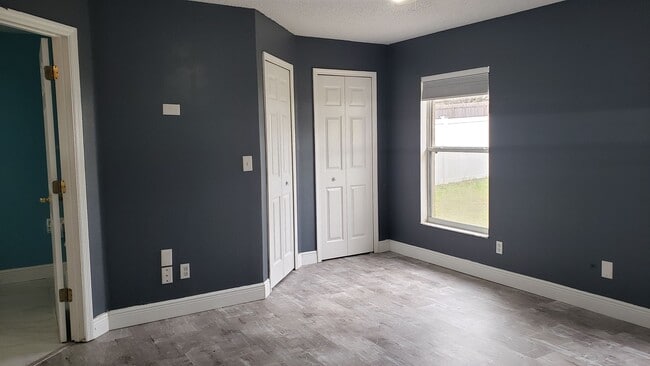 Building Photo - 5141 Pine Needle Dr