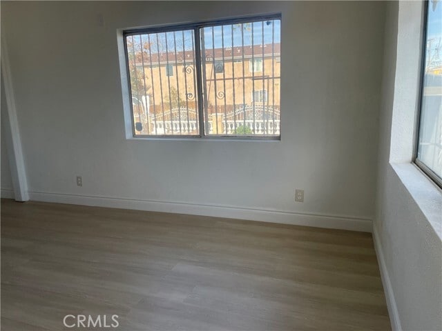 Building Photo - 674 E 115th St