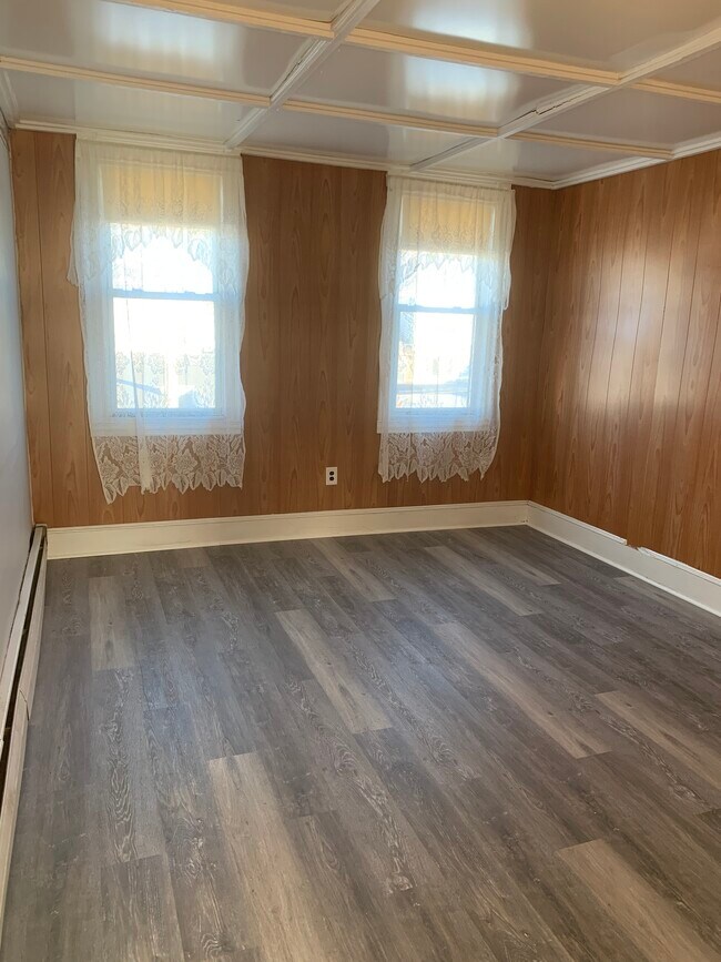 Building Photo - 403 W Mahanoy St