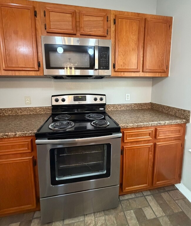 Building Photo - 1513 Cage St