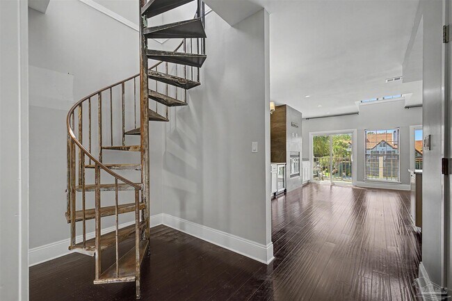 Building Photo - 42 Baybridge Dr