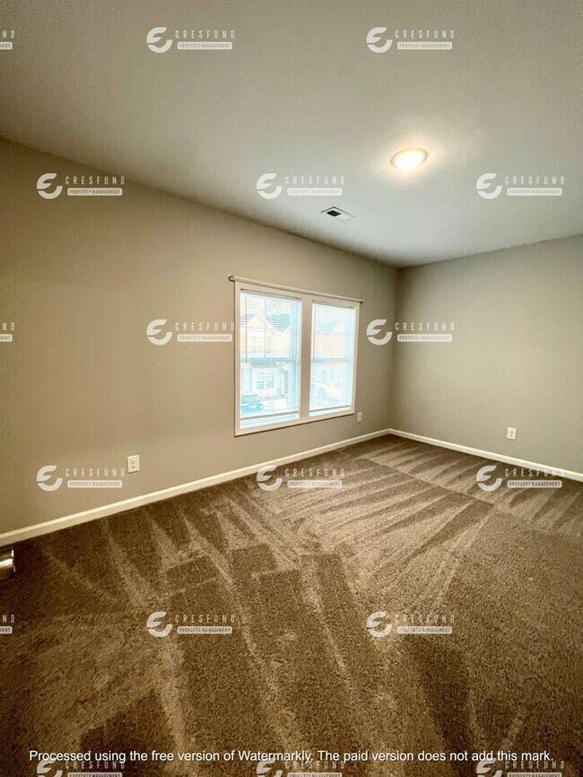 Building Photo - 2 bedroom, 2.5 Bath - Ready For Move In To...