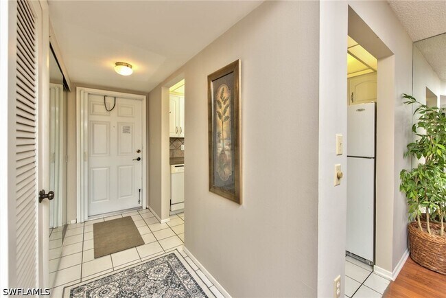 Building Photo - 175 Turtle Lake Ct