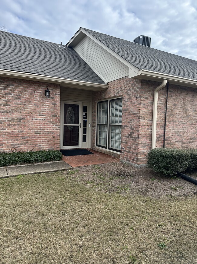 Building Photo - 3134 Gatsby Ln